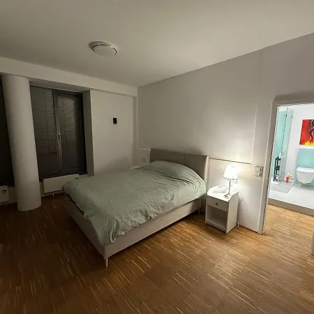 アパート Flat Unterbilk, Free Parking デュッセルドルフ